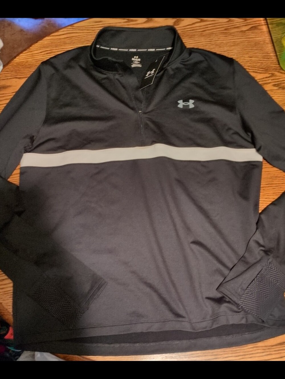 Under armour run quarter zip pullover large